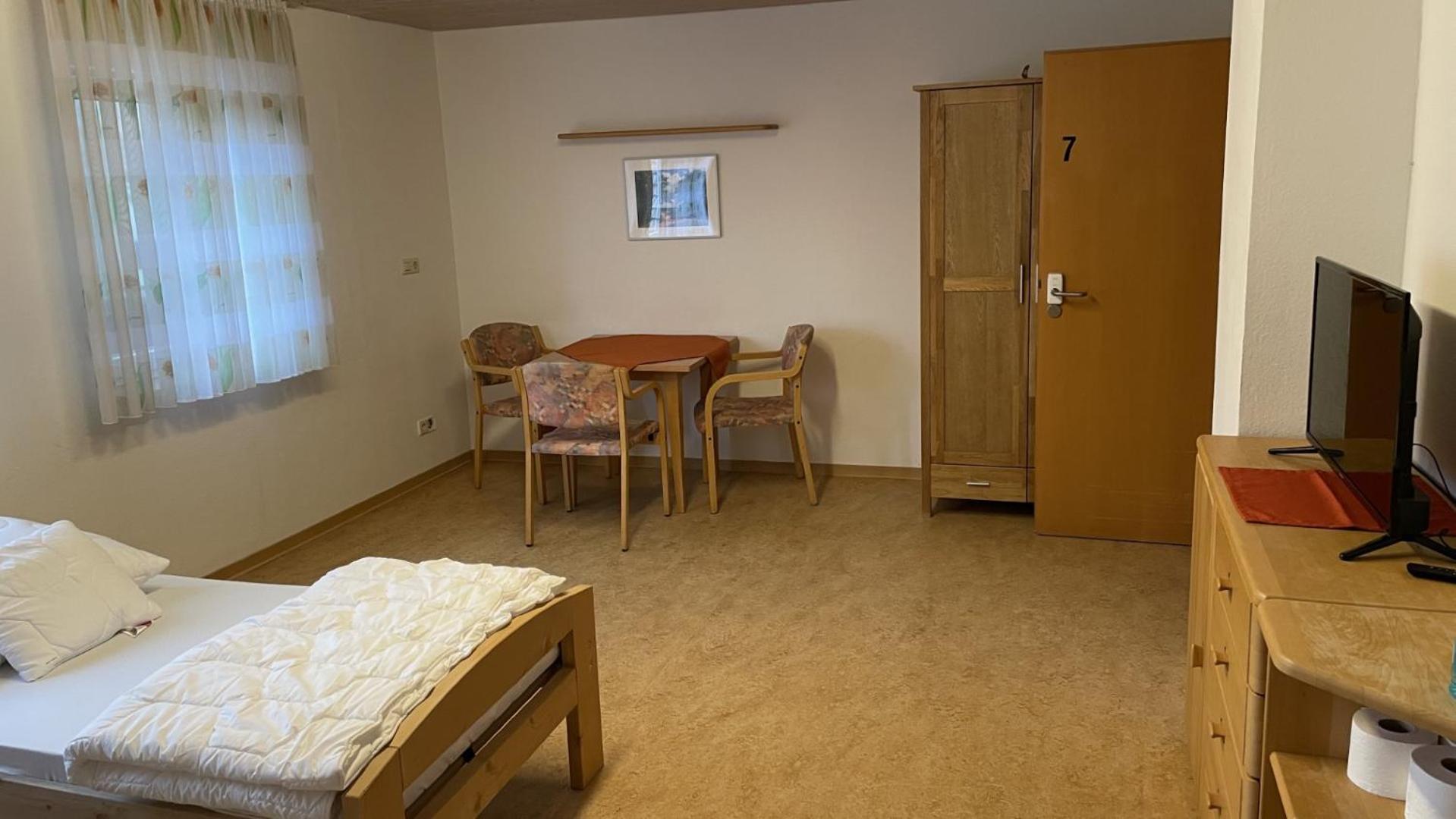 Personalwohnheim Altenpflege Foditsch Sankt Johann  Zimmer foto